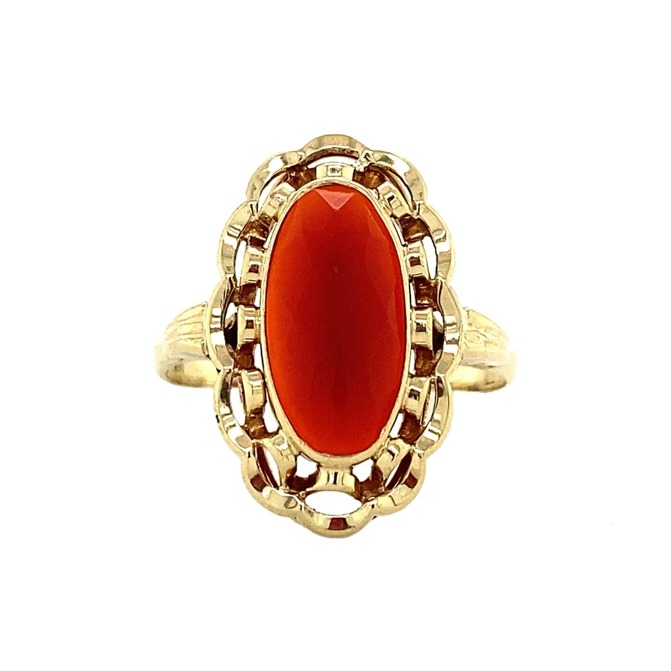 Vintage 14K Gold Ring with Carnelian