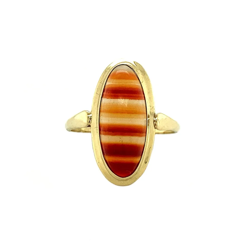 Vintage 14K Gold Ring with Banded Agate