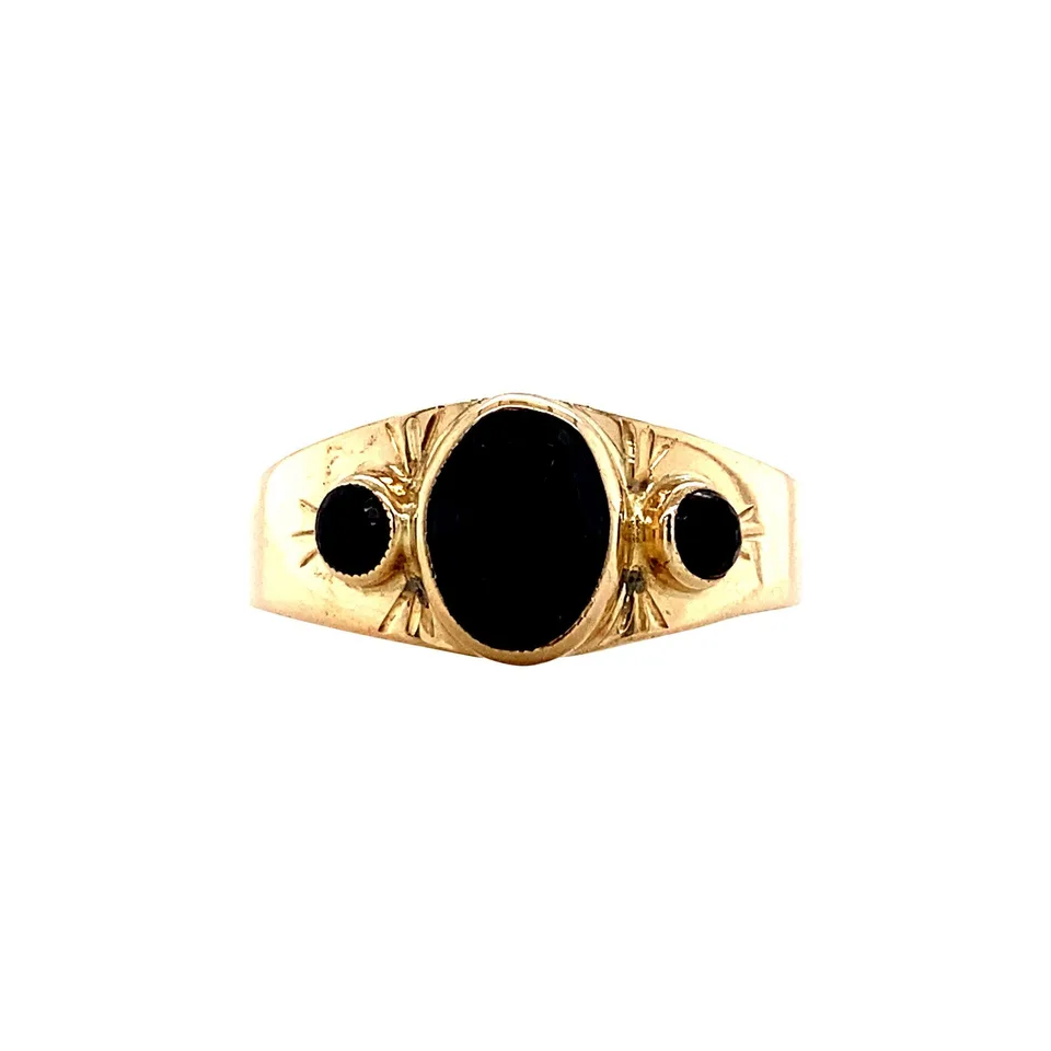 Vintage 14K Gold Ring with Garnet