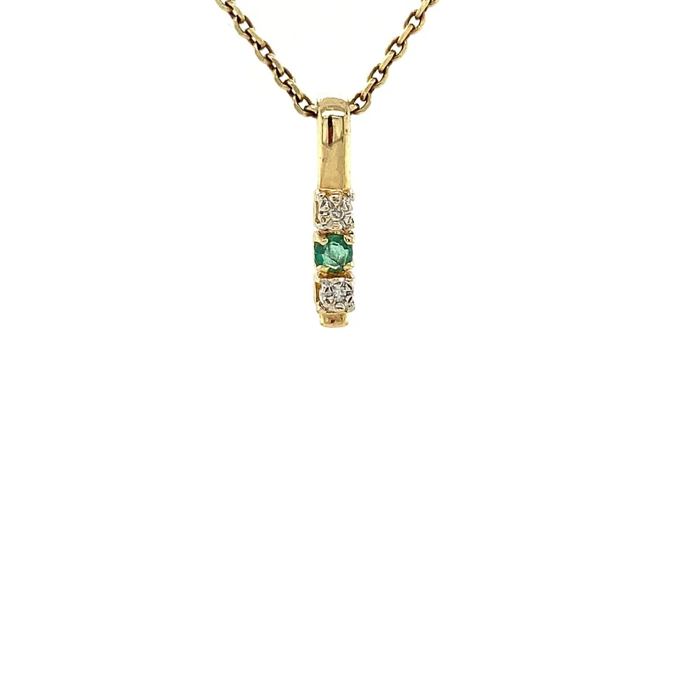 Vintage 14K Gold Pendant with Emerald and Diamond