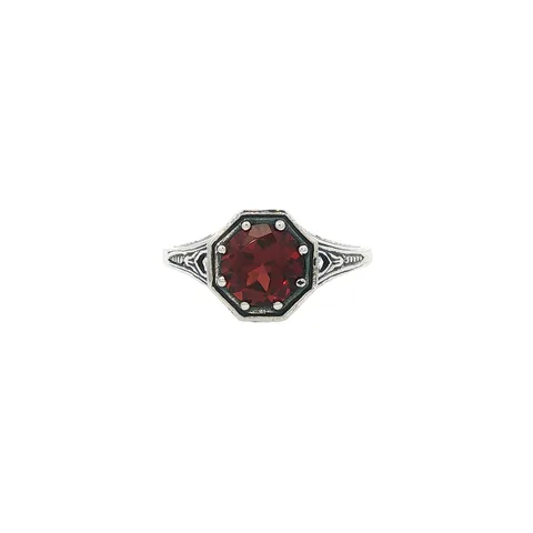 Vintage Sterling Silver Ring with Garnet