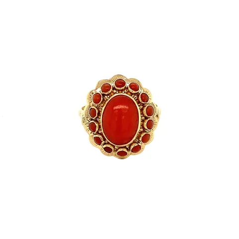 Vintage 14K Gold Cluster Ring with Red Coral