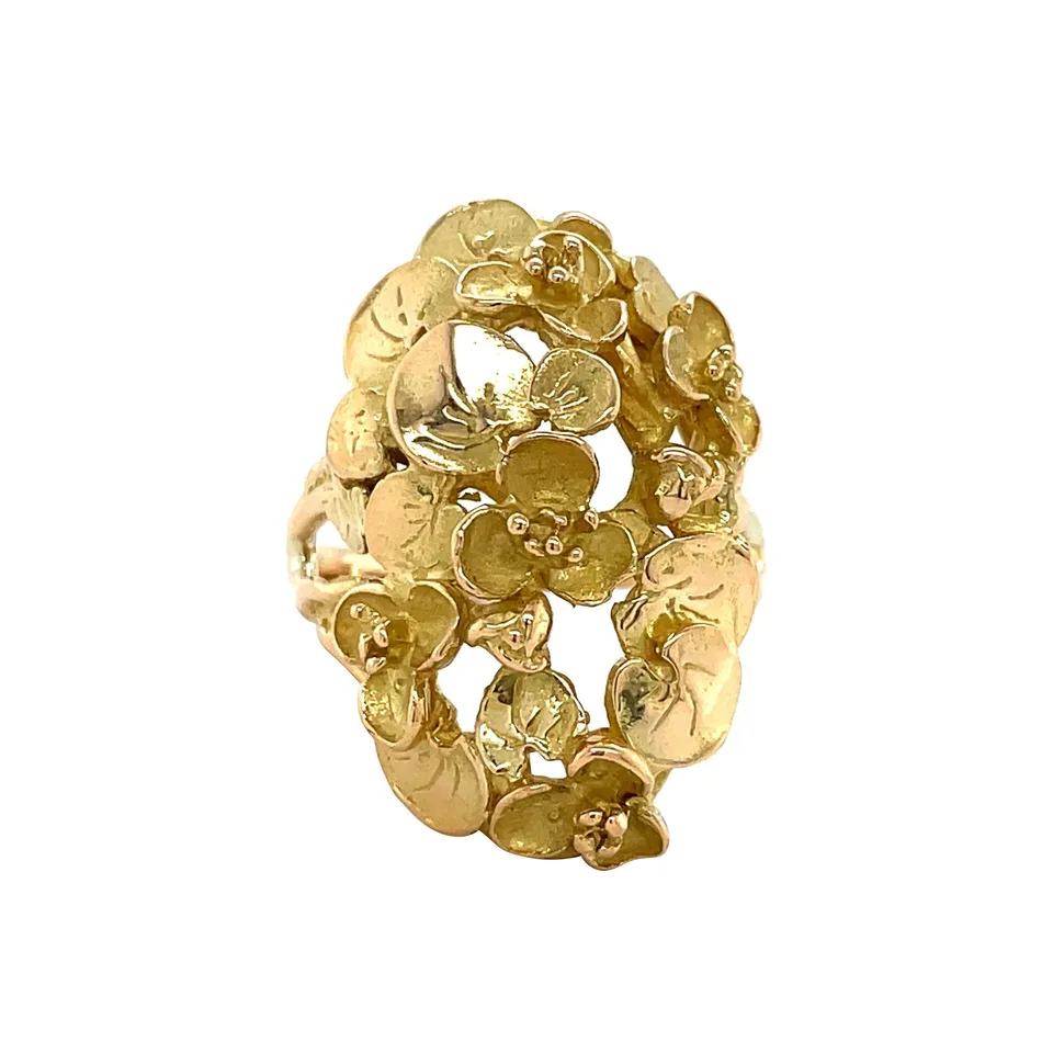 Vintage 18K Gold Waterlelie Ring