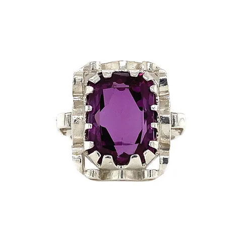Vintage Queen's Sterling Silver Ring, Lavender Love