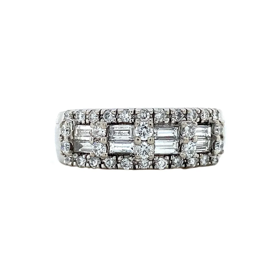 Vintage 14K White Gold Ring with Diamond