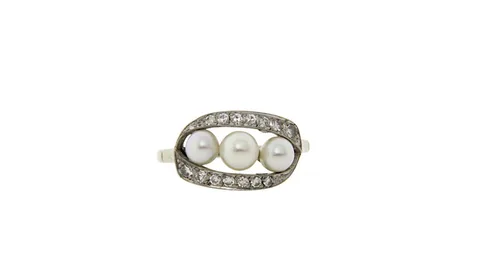Vintage 14K White Gold Ring with Pearl and Diamond