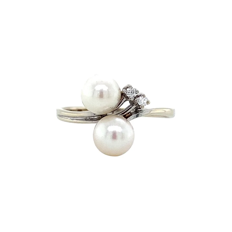 Vintage 14K White Gold Ring with Pearl and Diamond