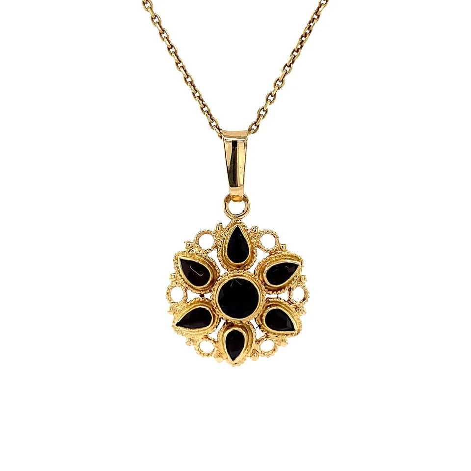 Vintage 14K Gold Pendant with Garnet