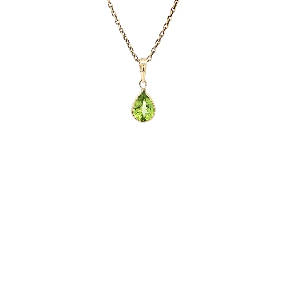 Vintage 9K Gold Pendant with Peridot