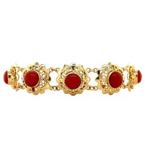 Vintage Gold Bracelet with Red Coral