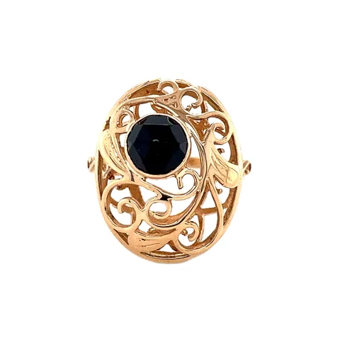Vintage 14K Gold Ring with Garnet