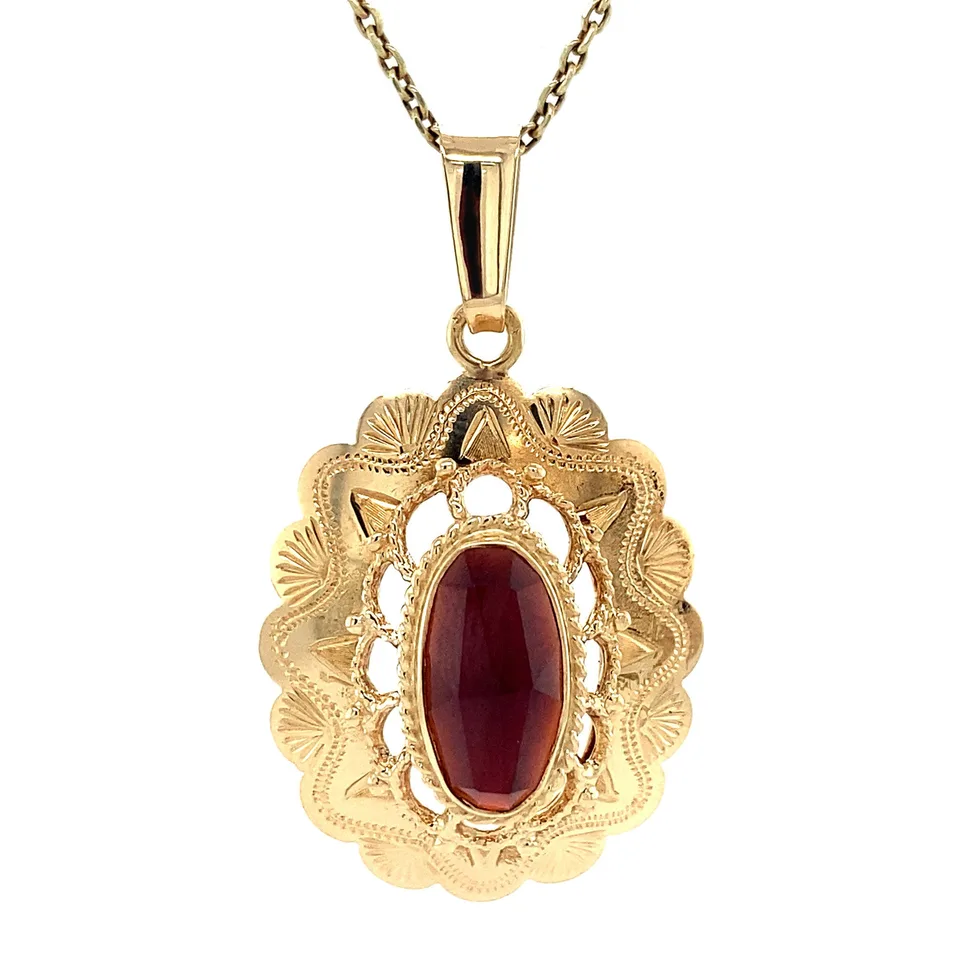 Vintage 14K Gold Pendant with Garnet