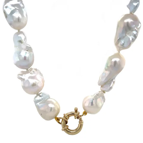 Vintage Pearl Necklace with 14K Gold Clasp