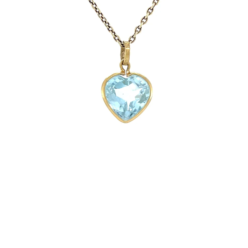 Vintage 18K Gold Heart Pendant with Topaz