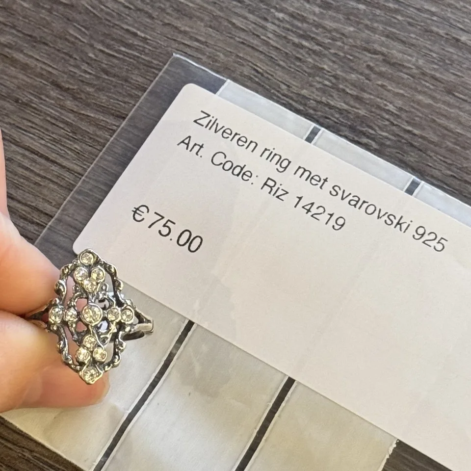Vintage Sterling Silver Ring with Svarovski