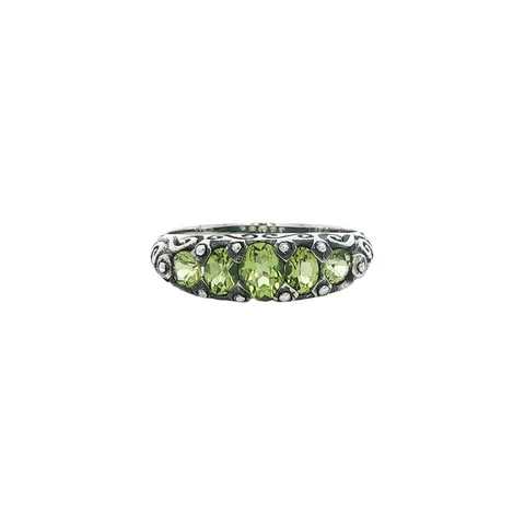 Vintage Sterling Silver Ring with Peridot