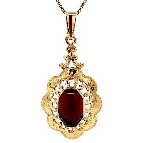 Vintage 14K Gold Pendant with Garnet