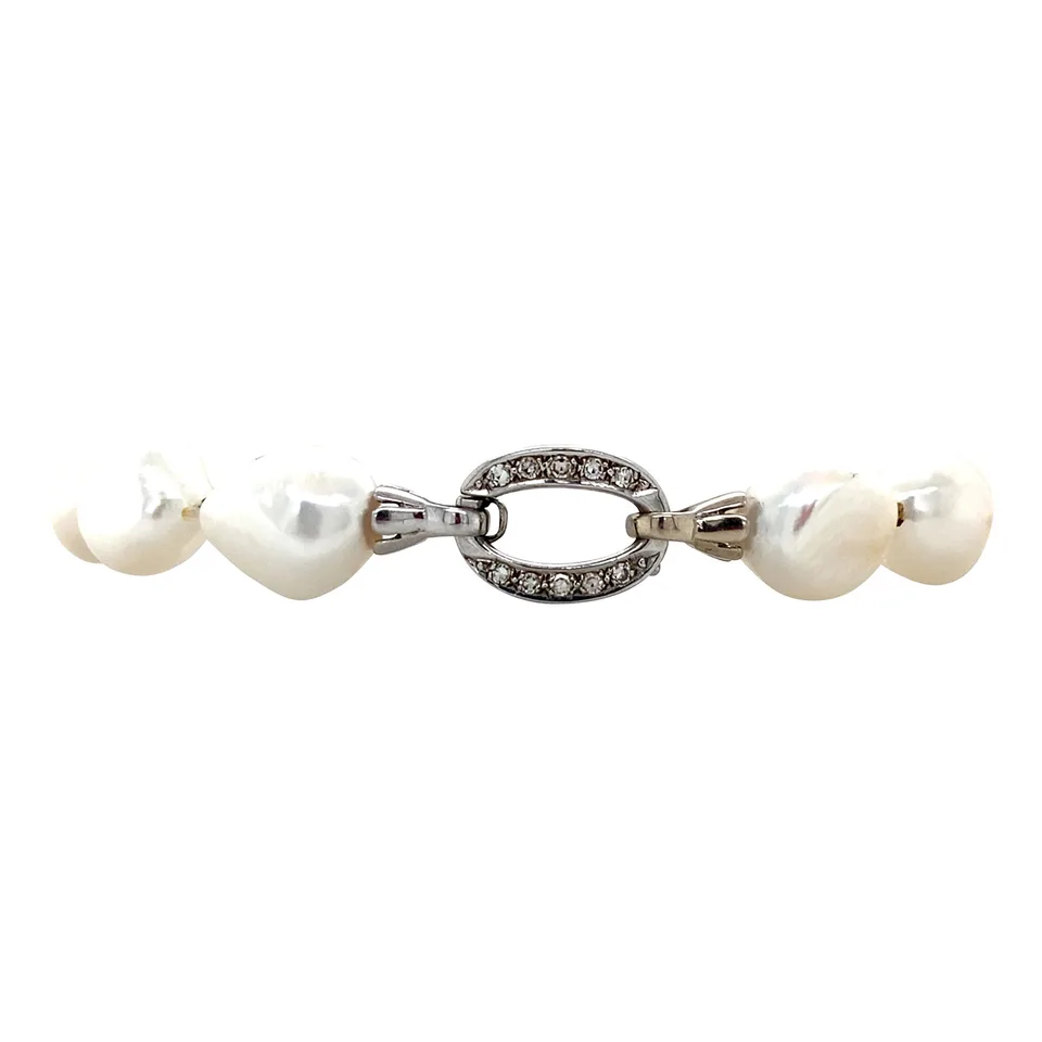 Vintage Pearl Bracelet with 14K White Gold and Diamond Clasp