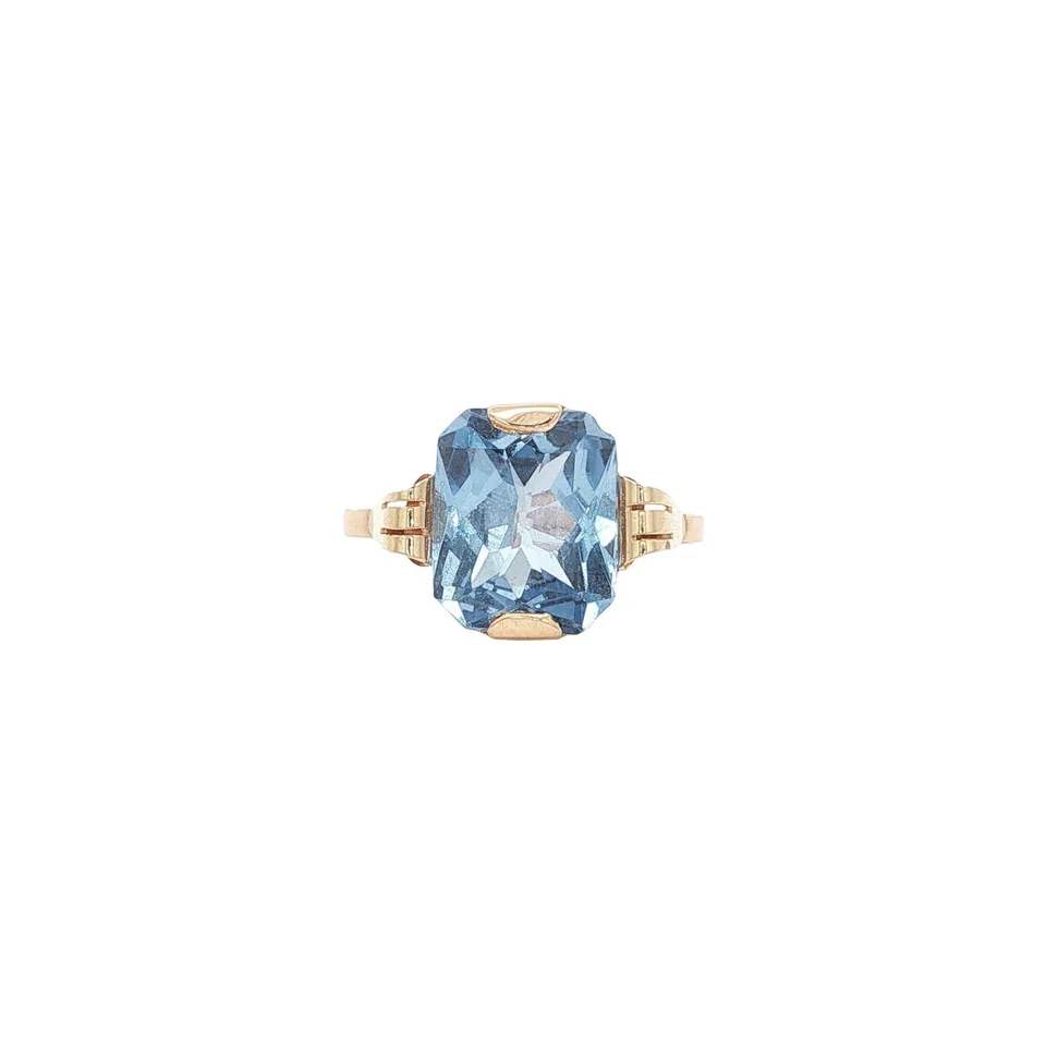 Vintage 14K Gold Ring with Spinel