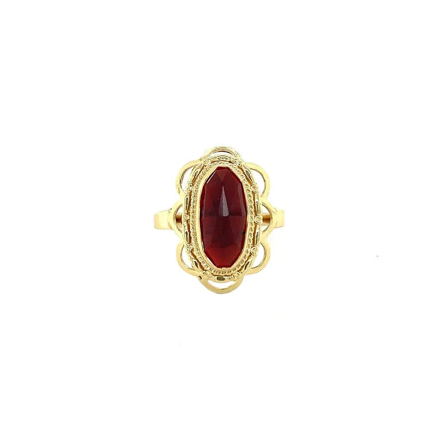 Vintage 14K Gold Ring with Garnet
