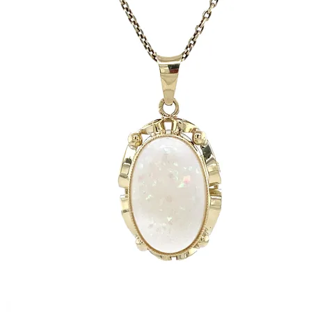 Vintage 14K Gold Pendant with Opal