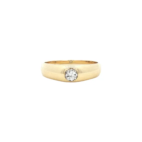 Vintage 14K Gold Ring with Diamond