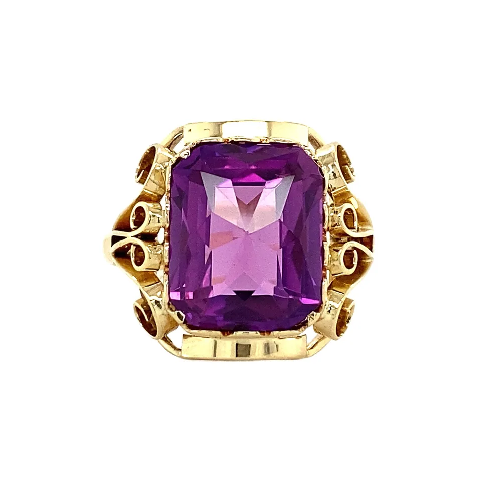 Vintage 14K Gold Ring with Pink Sapphire