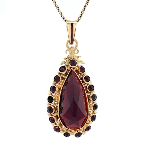 Vintage 14K Gold Cluster Pendant with Garnet