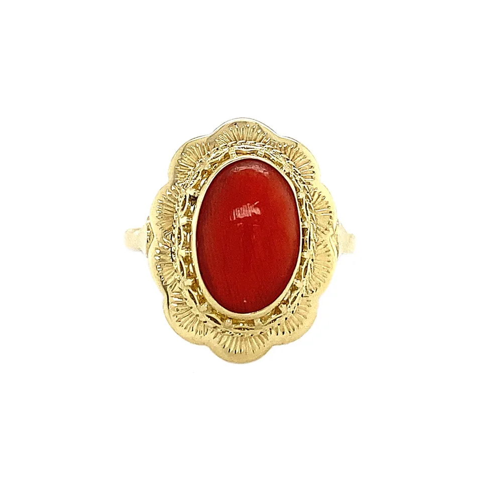 Vintage 14K Gold Ring with Red Coral