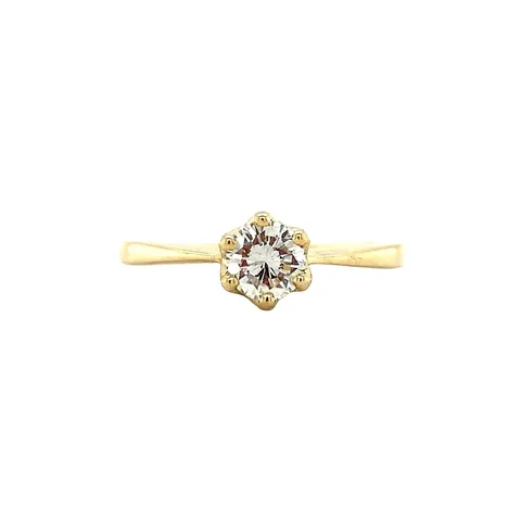 Vintage 14K Gold Solitaire Ring with Diamond