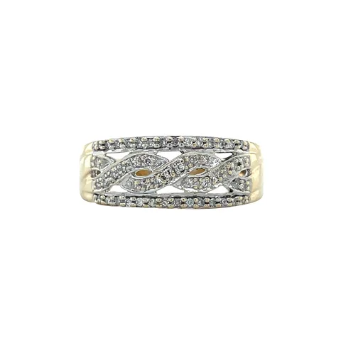 Vintage 14K Gold Ring with Diamond