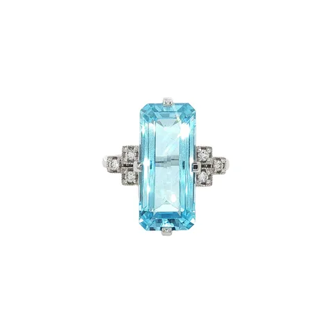 Vintage 14K Gold Ring with Blue Topaz and Diamond
