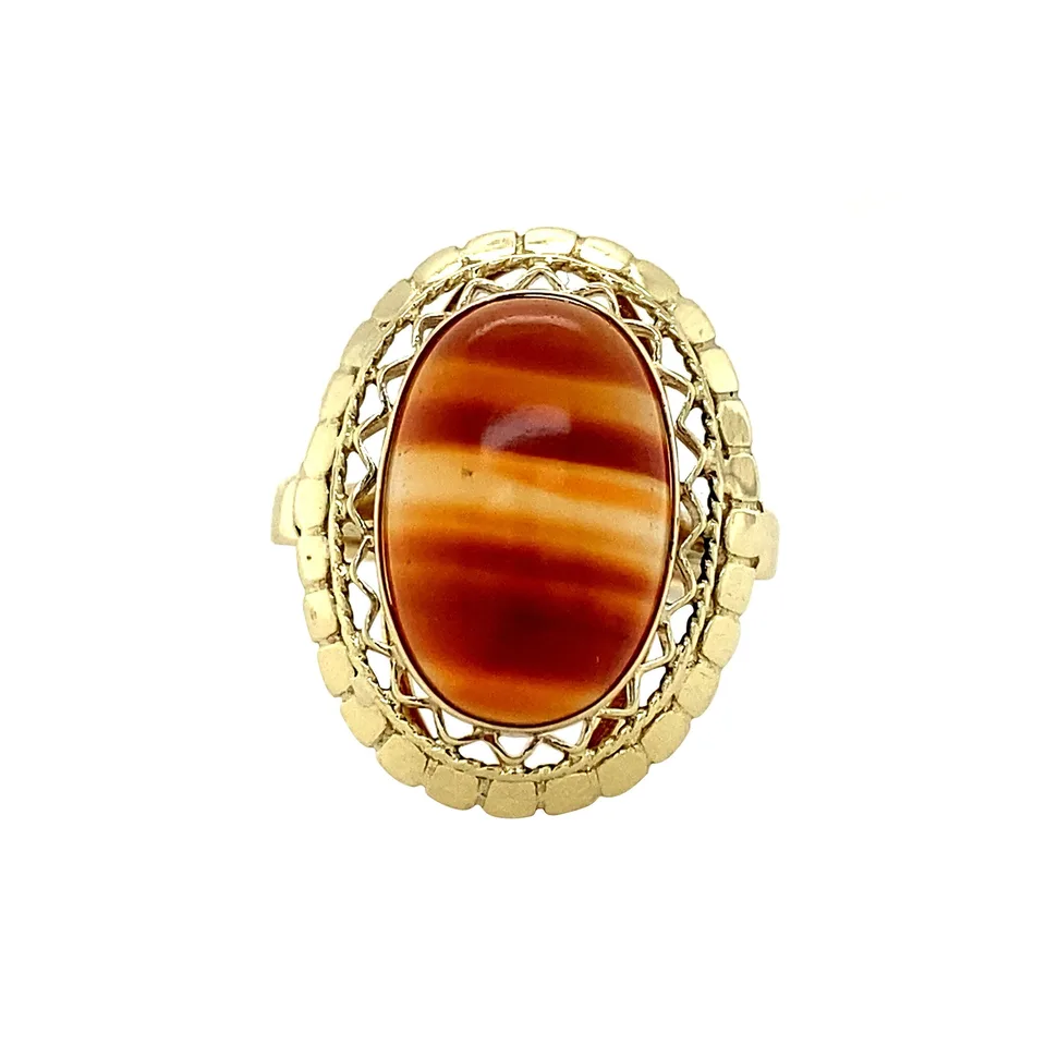 Vintage 14K Gold Ring with Banded Agate