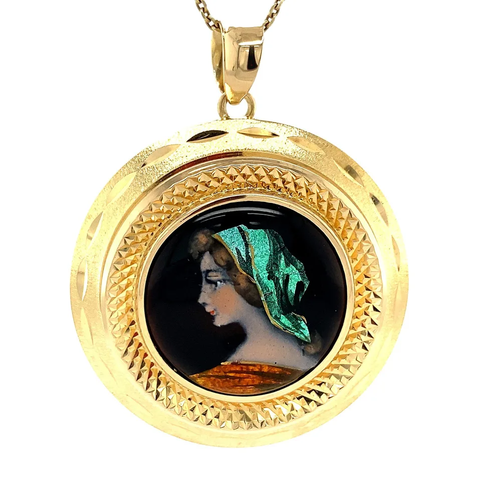 Vintage 18K Gold Pendant with Enamel