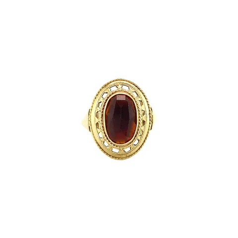 Vintage 14K Gold Ring with Garnet