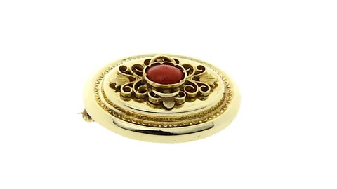 Vintage 14K Gold Brooch with Red Coral