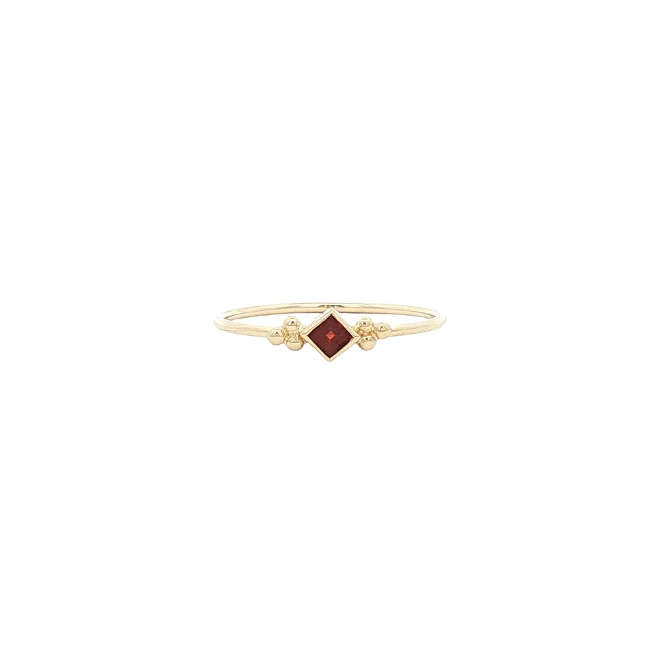 Vintage 14K Gold Ring with Ruby
