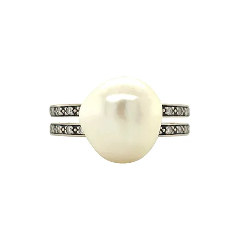 Vintage 18K White Gold Ring with Pearl and Diamond