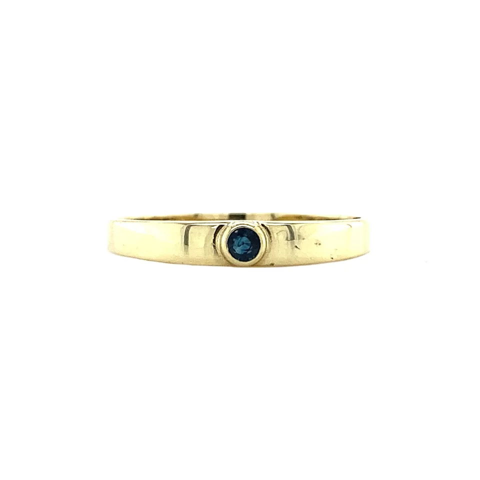 Vintage 14K Gold Ring with Sapphire
