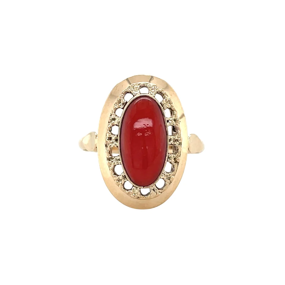 Vintage 14K Gold Ring with Red Coral