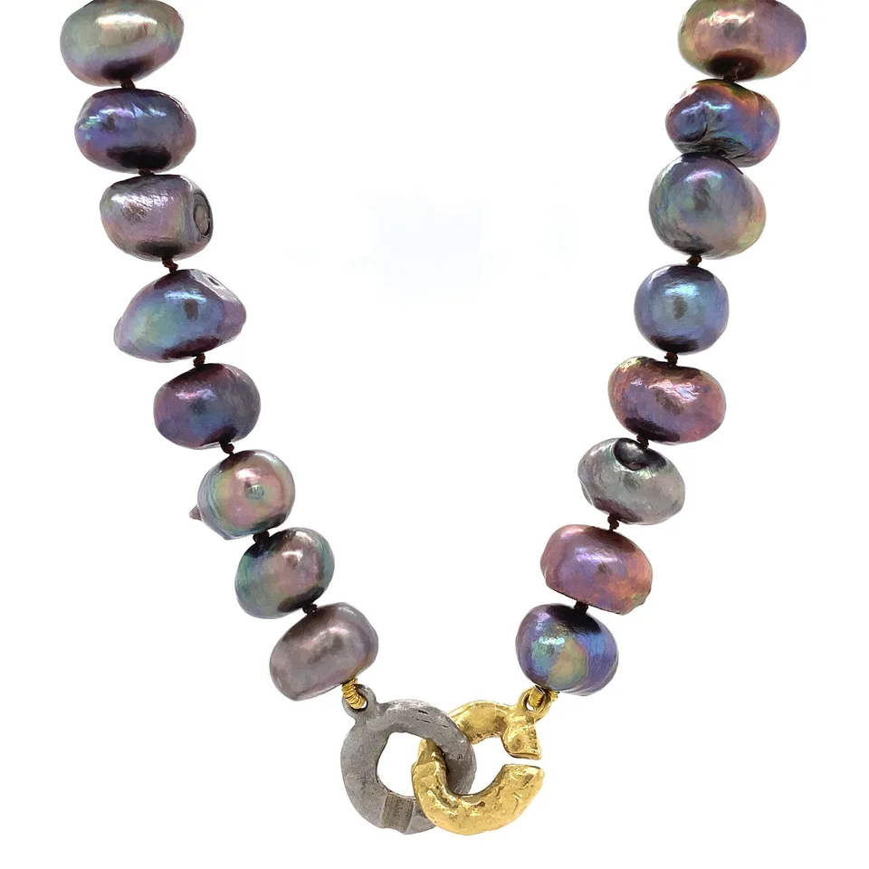 Vintage Pearl Necklace with 18K Gold Clasp 45.5 cm