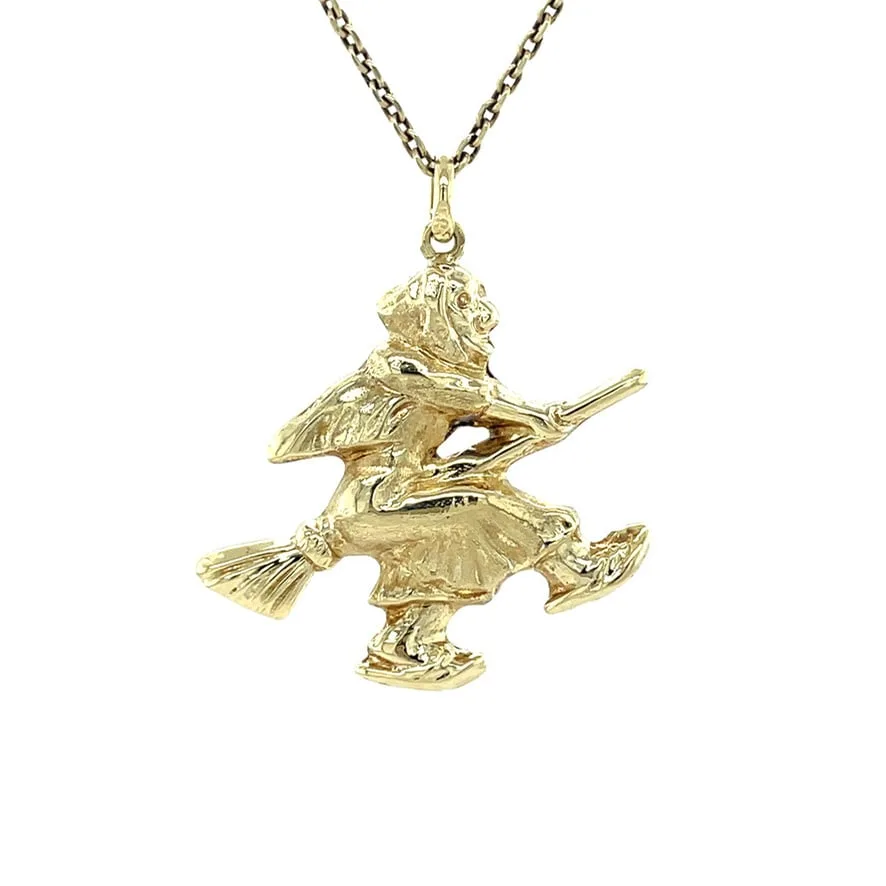 Vintage 14K Gold Heks Pendant