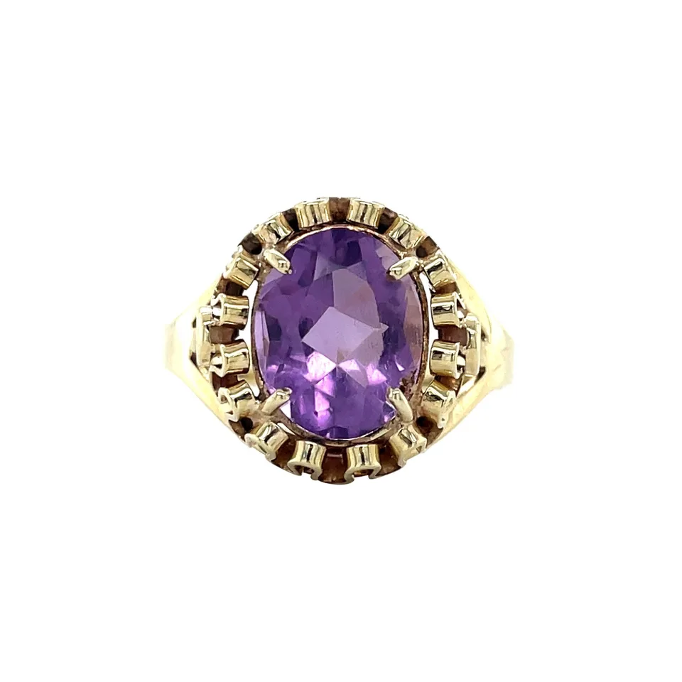 Vintage 8K Gold Ring with Amethyst