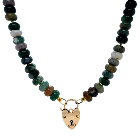 Vintage Aventurine 9K Gold Necklace with Hearts Clasp