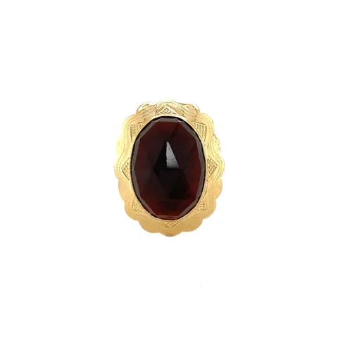 Vintage 14K Gold Ring with Garnet