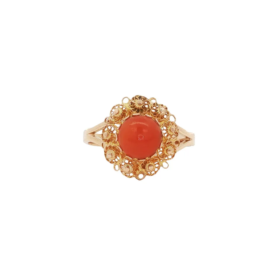 Vintage 14K Two Tone Gold Ring with Red Coral