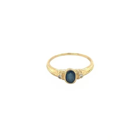Vintage 14K Gold Ring with Sapphire and Diamond