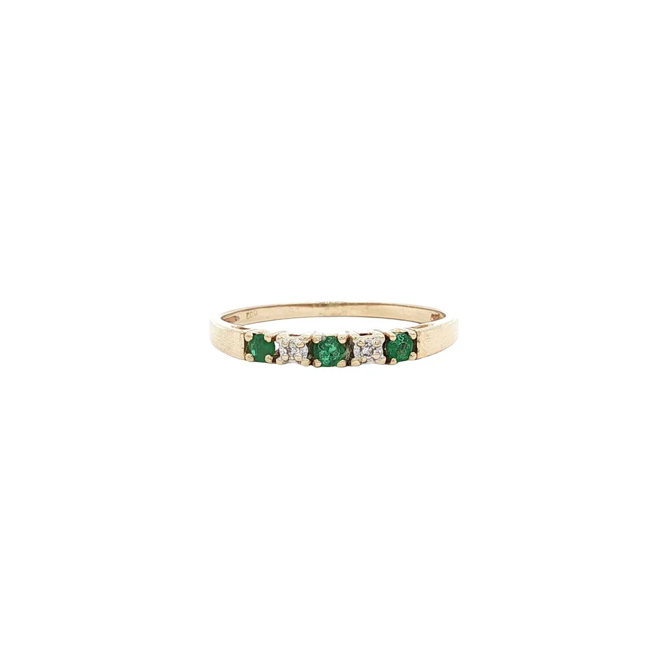 Vintage 14K Gold Ring with Emerald and Diamond