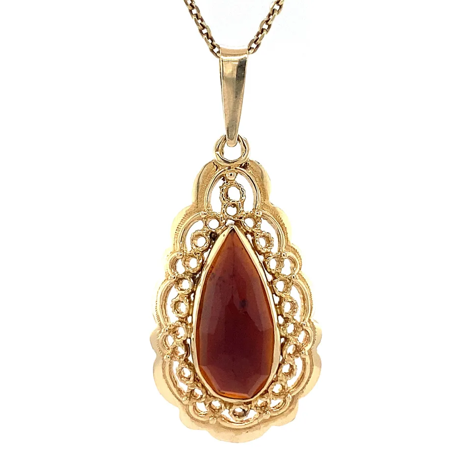 Vintage 14K Gold Pendant with Garnet