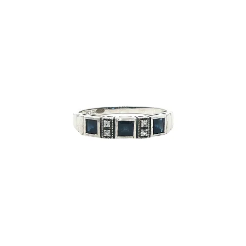 Vintage Sterling Silver Ring with Blue and White Sapphire